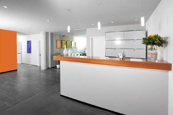 Empfangsbereich, Halle