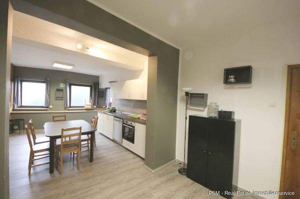 Aufenthaltsraum mit Küche1