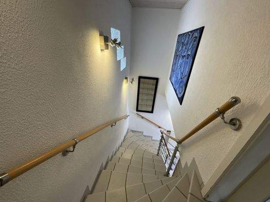 Treppenaufgang Hauptwohnung