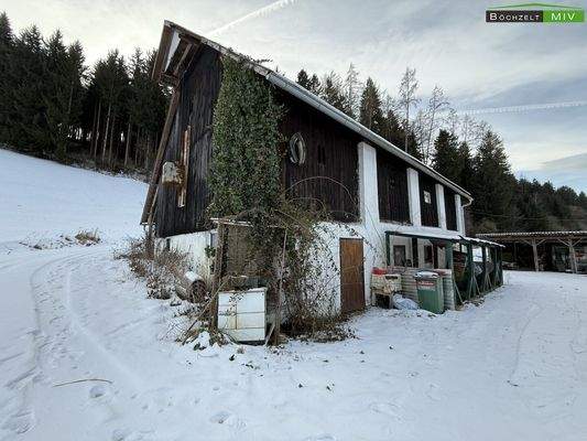 Außenansicht Stallgebäude