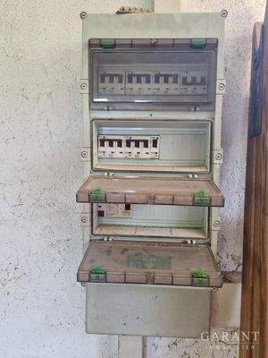 Elektrik Gerätehalle