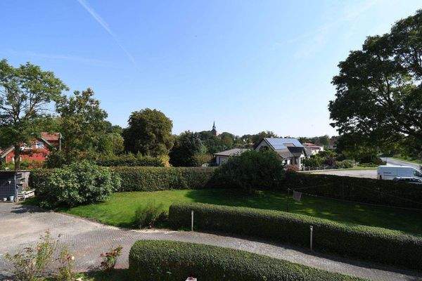 Blick aus dem OG zum Hof