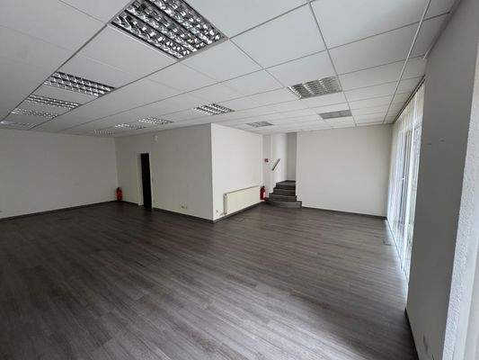 Büro-/Ladenfläche