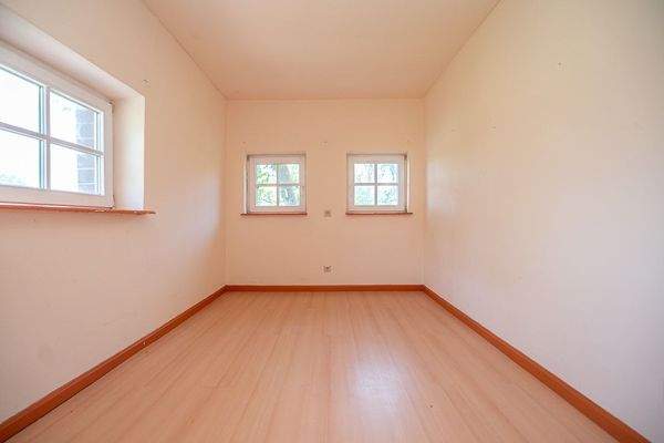 Schlafzimmer 1 (WE1)