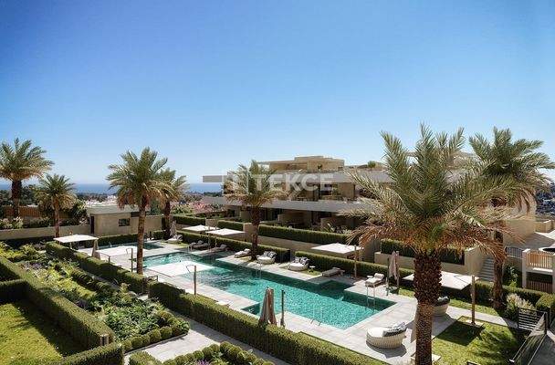Flats with Spacious Terraces and Pools in Estepona New Golden Mile