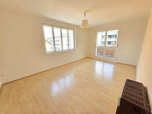 Ihr Wohnzimmer mit Balkonzugang (1) #122710