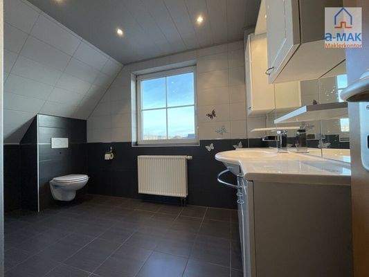 Badezimmer Dachgeschoss