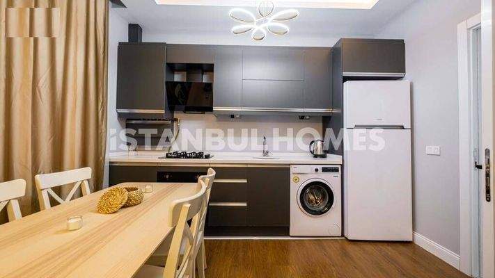 Furnished Corner Property in Istanbul Aksemsettin