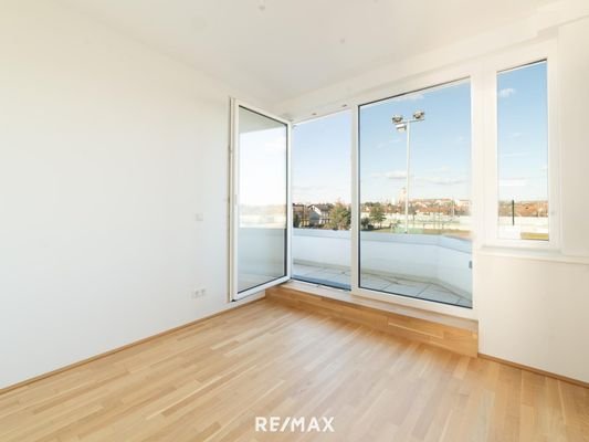 Schlafzimmer 1 mit Zugang zum 2. Balkon
