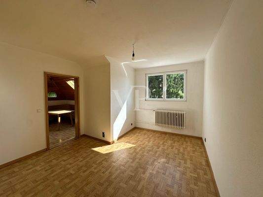 Wohnzimmer DG Nachbarhaus