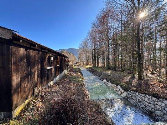 Bachlauf nach Südgrenze