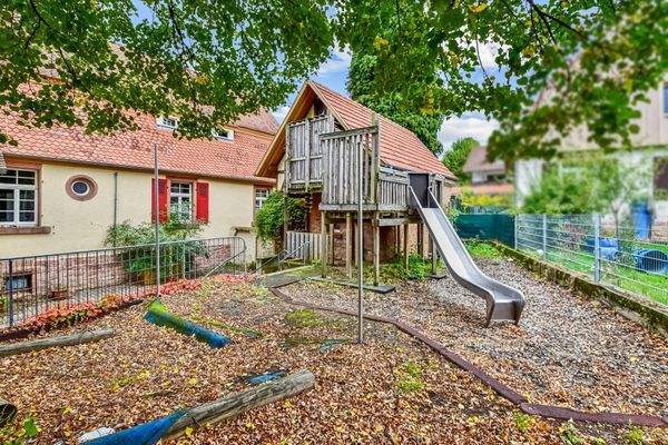 WGH 1 - Garten und Nebengebäude