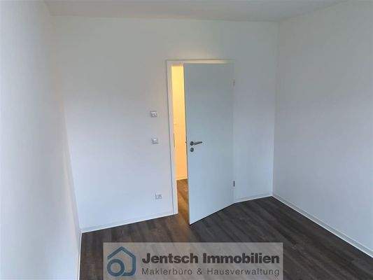 PHOTO-2022-04-24-18-04-22-2