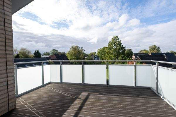 Süd-West Balkon vor der Wohnküche