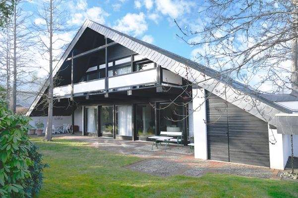 Blick aus dem Garten