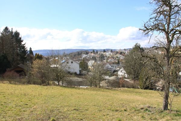 ..in schöner Stadtrandlage