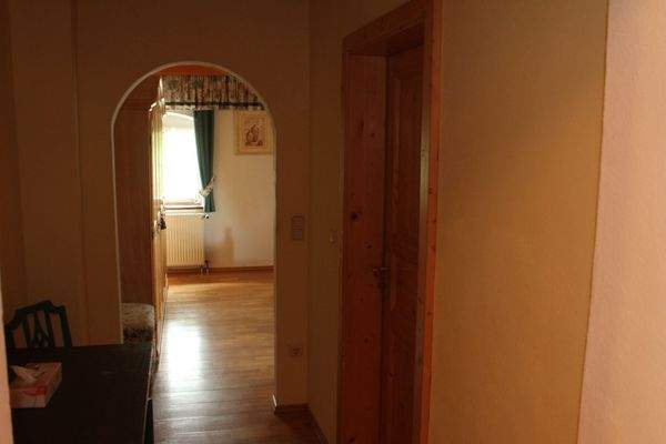 Beispiel Zimmer mit Badezimmer.jpg