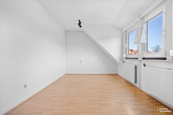 Schlafzimmer DG