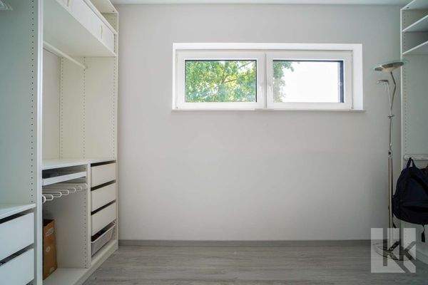 ...begehbarem Kleiderschrank