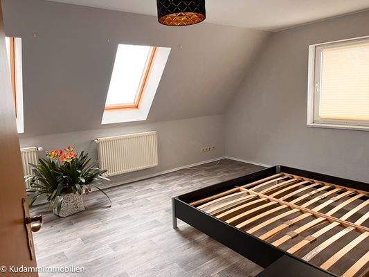 Schlafzimmer OG