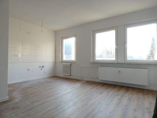 Beispielfoto Wohnraum mit offener Küche