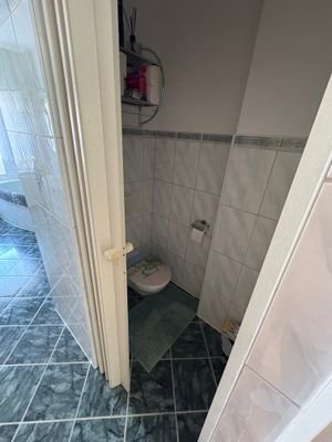 Bad; WC abgetrennt