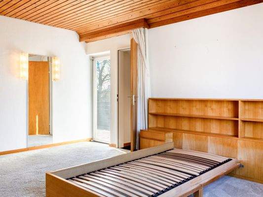 Schlafzimmer mit Ankleide.jpg