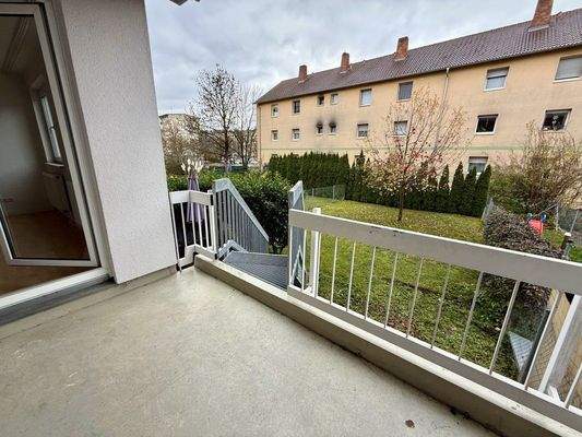 Terrasse und Garten Ansicht 1