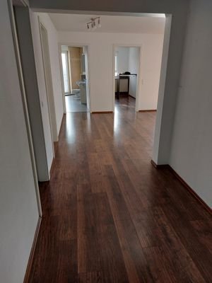 Foto 7 - Flur.jpg