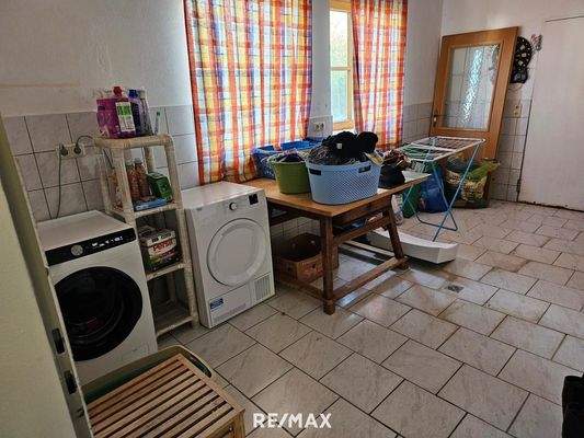 17_Waschküche_Ausgang Garten