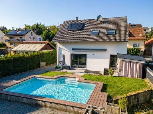 Ansicht Haus von Garten 