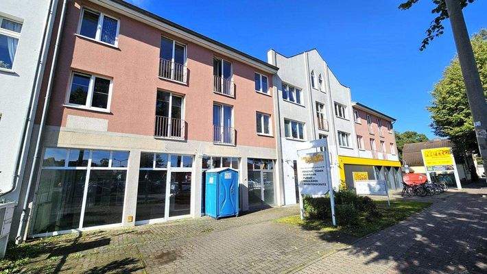 Außenansicht mit Einbindung in das Gebäude