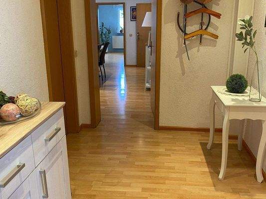 Fluransicht zum Esszimmer EG