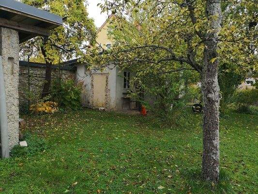 Waschhaus mit Werkstatt