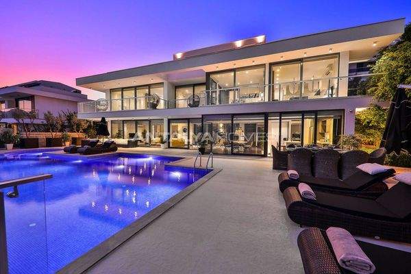 Sea and Mountain-View Villa with Private Pool in Kalkan Kaş