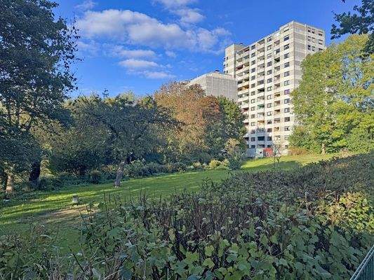 Ansicht Gebäude mit Einrüstung