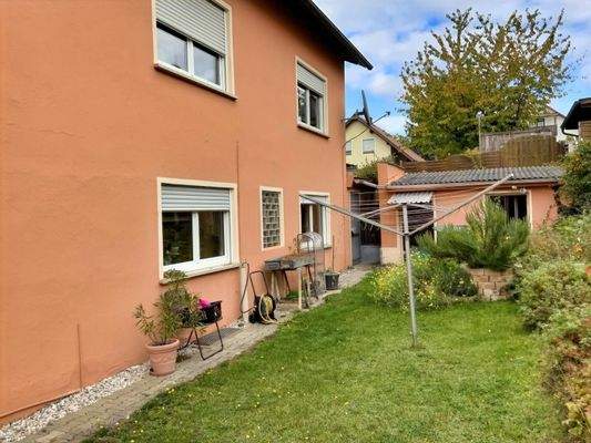 Garten / Zugang Garage