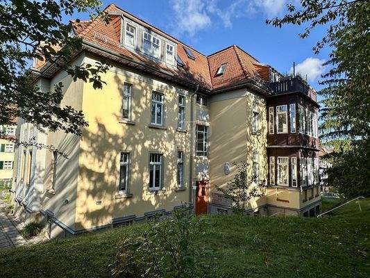 Rückwärtige Ansicht