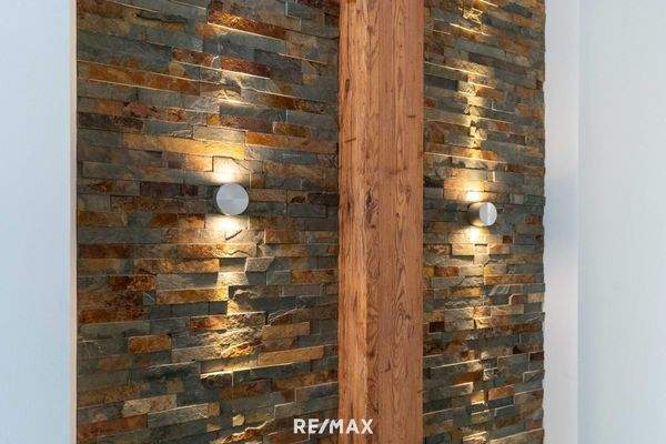 Strukturelement im Gang