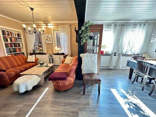 Wohn- und Esszimmer EG