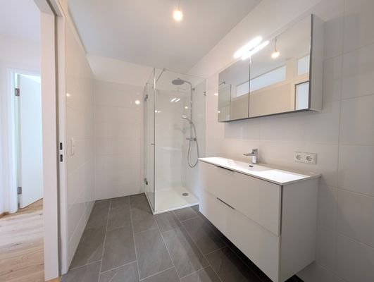 Top A1a - Foto Badezimmer.jpg