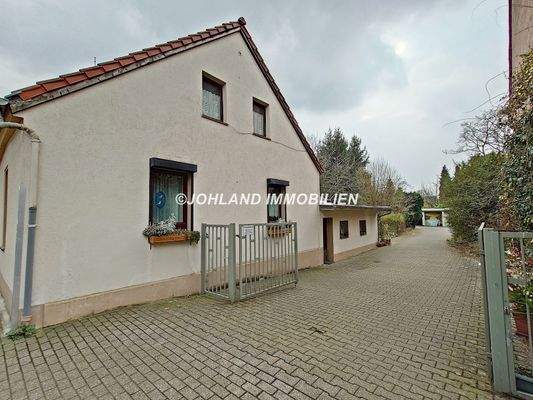 Objektansicht rechte Giebelseite.JPG