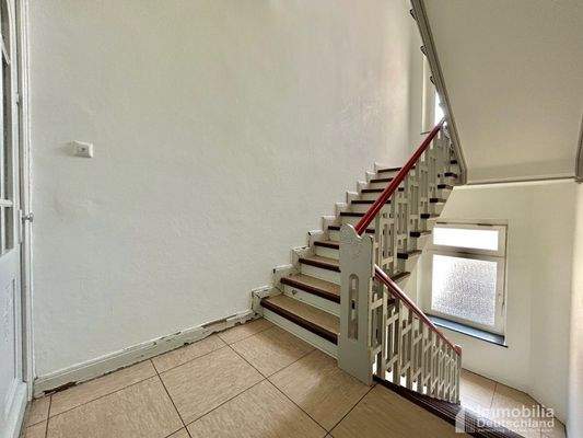 Hausflur mit Altbaucharme