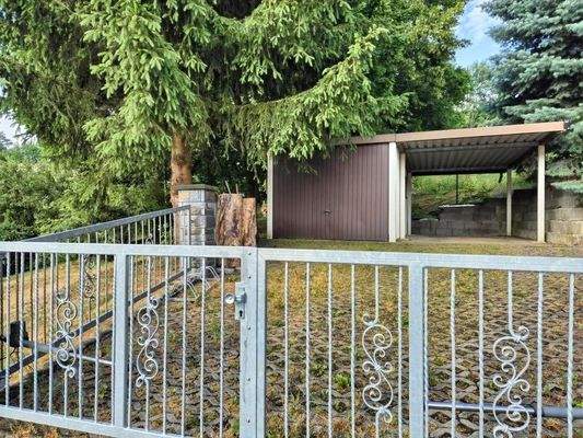 Garage und Carport