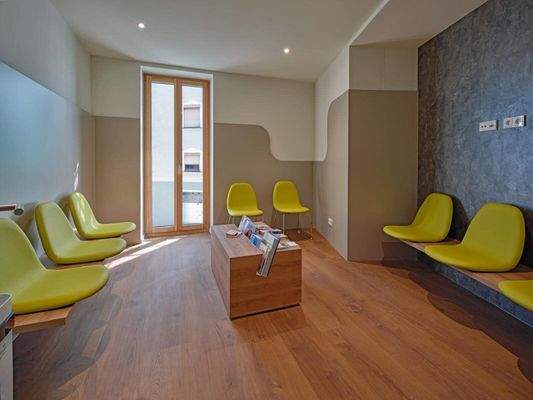 Praxis Wartebereich (Musteransicht)