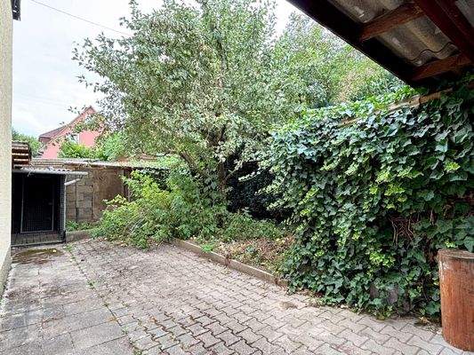 Freifläche - Garten hinterm Haus