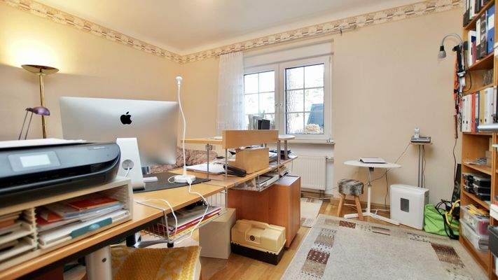 Arbeitszimmer EG