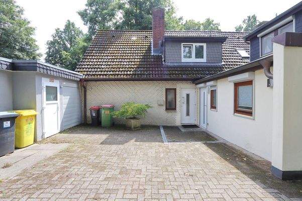 Hauseingang Wohnung 2