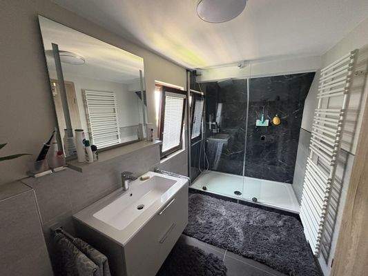 Badezimmer Dachgeschoss