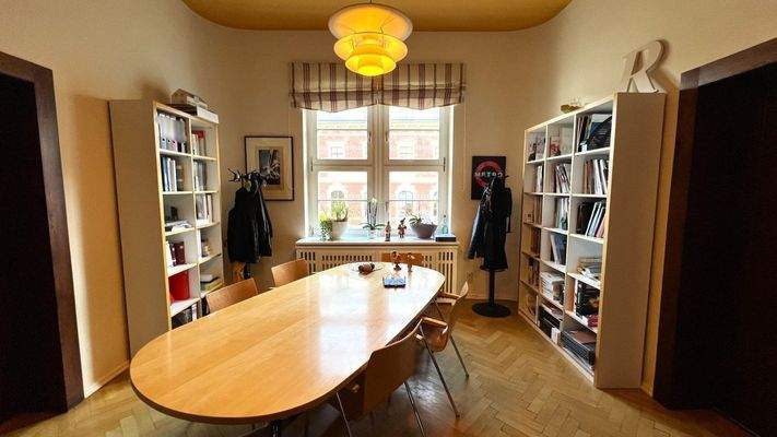 Besprechnungsraum im EG